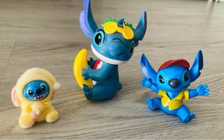 Muñecos de Stitch y Lilo