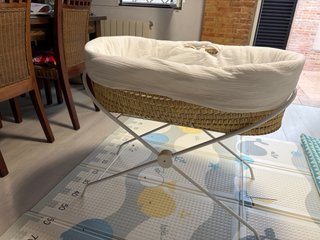 Capazo mimbre bebé con soporte