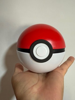 Reloj G-Shock Edición Pokémon PKM-7AER