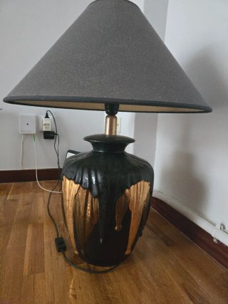 Lámpara de mesa