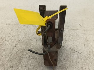 PEDAL EMBRAGUE LAND ROVER