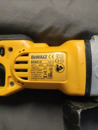 Radial DEWALT DCG412 18V Li-Ion a batería