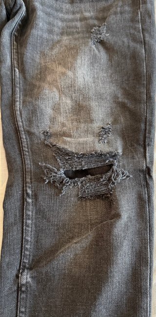 Pantalón Zara Gris Roto Talla M