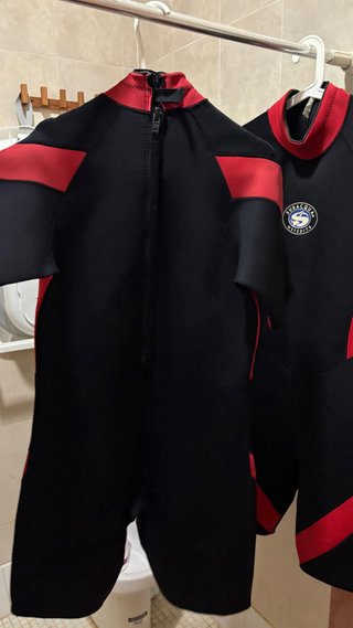 Traje Neopreno Subaqua  Negro/Rojo MIRAR DESCRIP