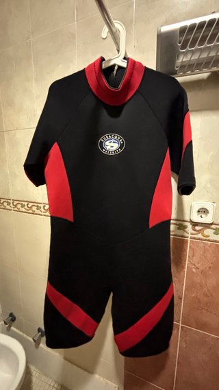 Traje Neopreno Subaqua  Negro/Rojo MIRAR DESCRIP