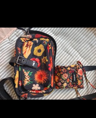Bolso Desigual flores negro multicolor