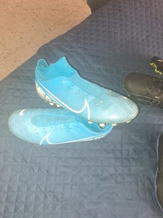 Lote Zapatillas Fútbol Nike Hombre Negocio precio