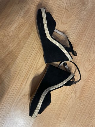 Cuñas Pull&Bear negras