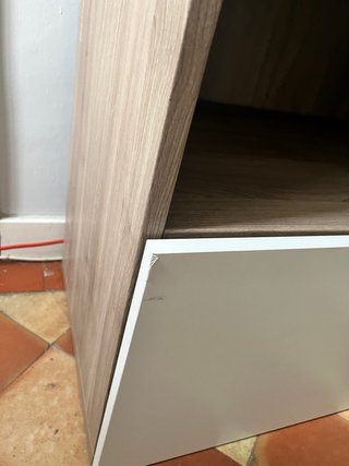 Mueble TV madera y blanco