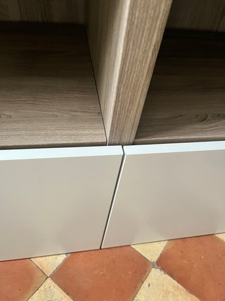 Mueble TV madera y blanco