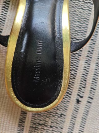 Sandalias doradas tacón bajo