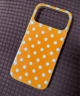 Funda iPhone 17 Pro Max Naranja Lunares