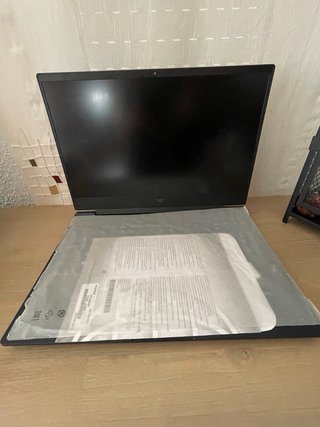 Portátil HP Victus 16 Ryzen 7 32GB RTX 4060 1TB