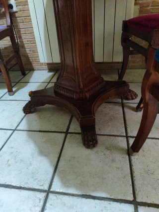 Mesa redonda extensible madera y 4 sillas