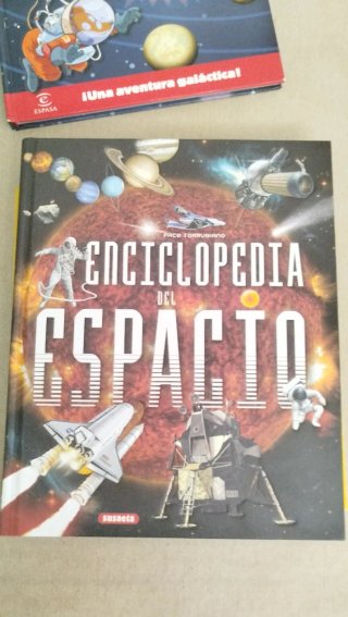 Lote libros del espacio infantil-juvenil