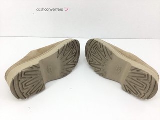 sandalias ugg