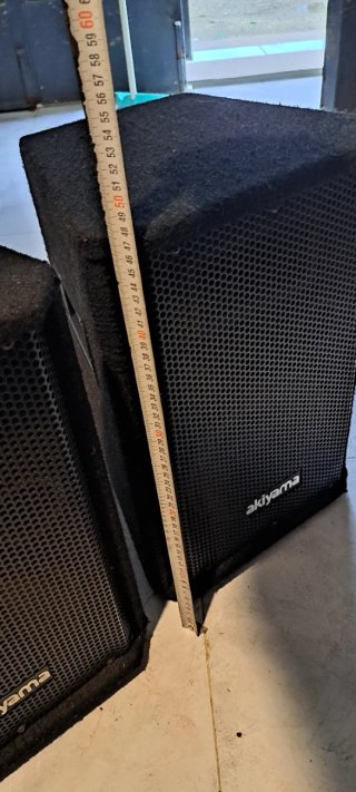 Altavoces Akiyama Negros