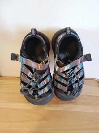 Sandalias Keen infantil talla 25/26