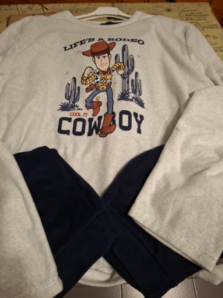 Pijama Toy Story Woody Beige Negro