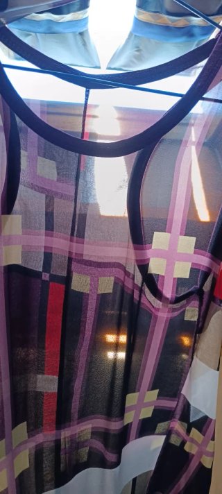 Blusa sin mangas tela fina talla M
