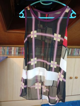 Blusa sin mangas tela fina talla M
