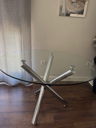 Mesa redonda cristal y metal