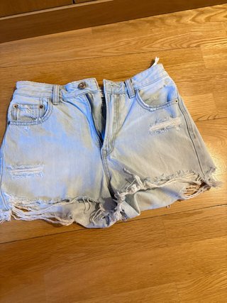 Shorts vaqueros Stradivarius Talla 36