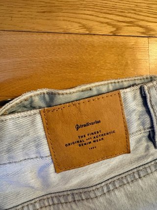 Shorts vaqueros Stradivarius Talla 36