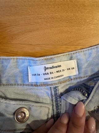 Shorts vaqueros Stradivarius Talla 36