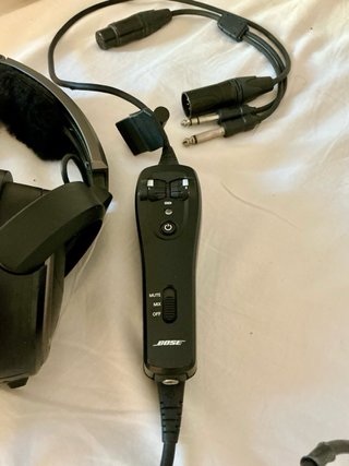 Auriculares Bose A20 Negro