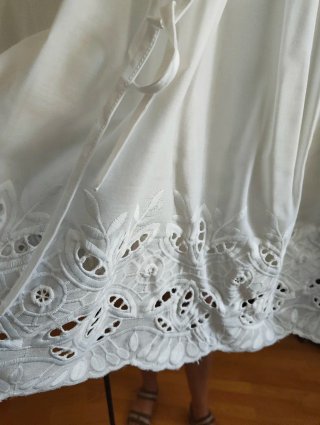 Blusa romántica Shein bordada talla L