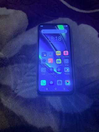 Móvil Hios V13 Multicolor/Morado