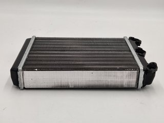 Radiador calefacción MERCEDES 123 (W123, S123, C123) A0018357801 237x197x42