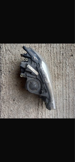 Faro delantero izquierdo BMW F30