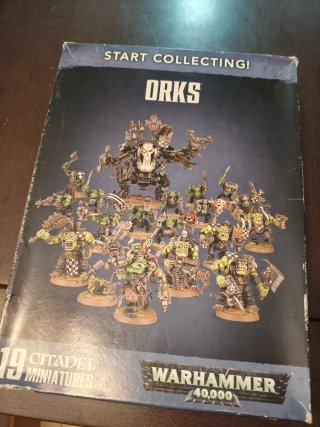 9x Orkos Boyz Warhammer (Matriz Antigua)