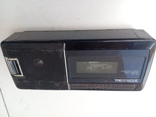Radio Cassette Internacional Portátil