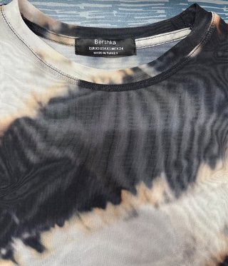 Camiseta Bershka Malla Transparente Talla XS