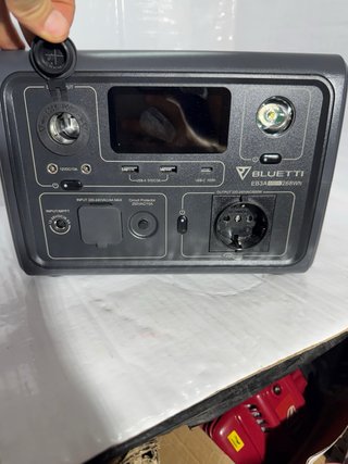 Generador Eléctrico Portátil Bluetti EB3A