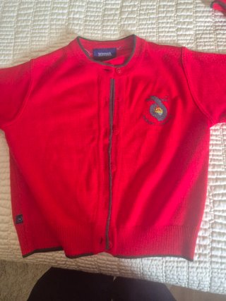 Chaqueta Sagrado Corazón Pontevedra Roja, talla 6.