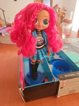 Muñeca LOL Surprise OMG