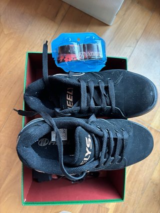 Zapatillas NUEVAS Heelys Niño/a Talla 33 Negras