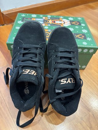 Zapatillas NUEVAS Heelys Niño/a Talla 33 Negras
