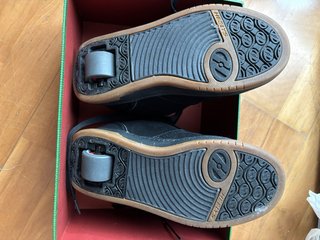 Zapatillas NUEVAS Heelys Niño/a Talla 33 Negras