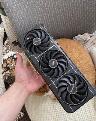 ASUS RTX 5070 Ti TUF Gaming OC