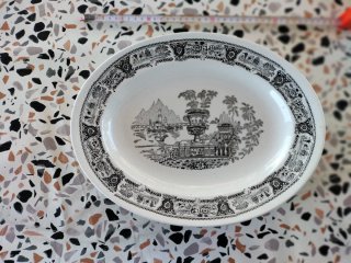 Bandeja de porcelana con diseño 35cm.