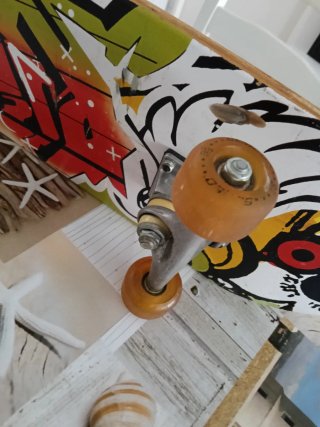 Skate Gemgo