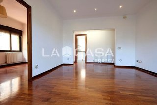 Piso en venta en Vilapicina i la Torre Llobeta en Barcelona