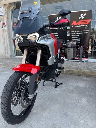 MV Agusta Enduro Veloce 2026 - 2106 km