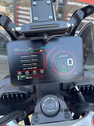 MV Agusta Enduro Veloce 2026 - 2106 km