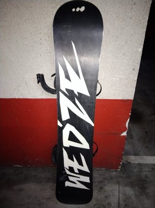Tabla Snowboard con Fijaciones y botas incluidas